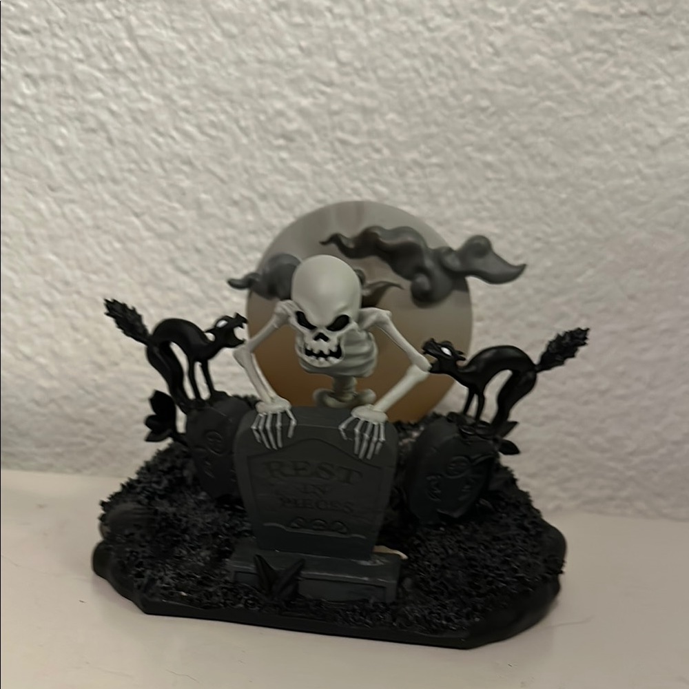 Disneyland Silly symphony skeleton incense holder